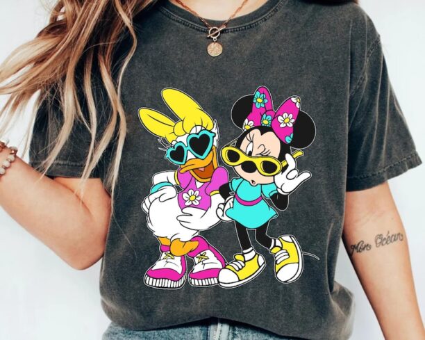 Retro Daisy And Minnie Summer Bff Shirt / Disney Summer Best Friends Matching Tee / Disneyland Bestie Girl Trip T-shirt