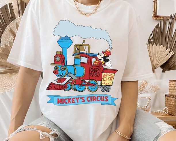 Cute Disney Mickey's Circus Medal And Pin Passholder Casey Jr Shirt