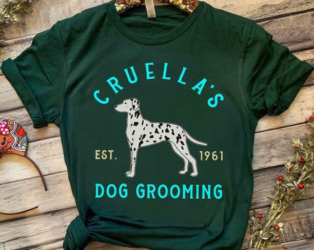 Disney 101 Dalmatians Cruella's Dog Grooming 1961 Retro Shirt