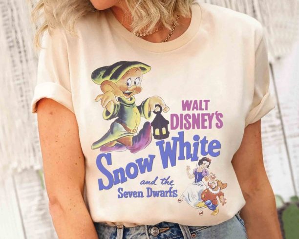 Disney Snow White and the Seven Dwarfs Dopey Movie Poster Retro T-shirt, Grumpy Bashful Sleepy Happy Tee