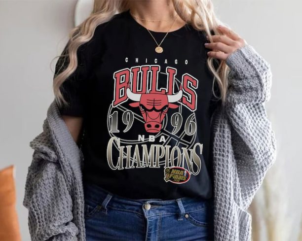 Vintage 90s Graphic Style Chicago Bulls T-Shirt - 1996 NBA Championship Shirt - Retro American Basketball Oversized