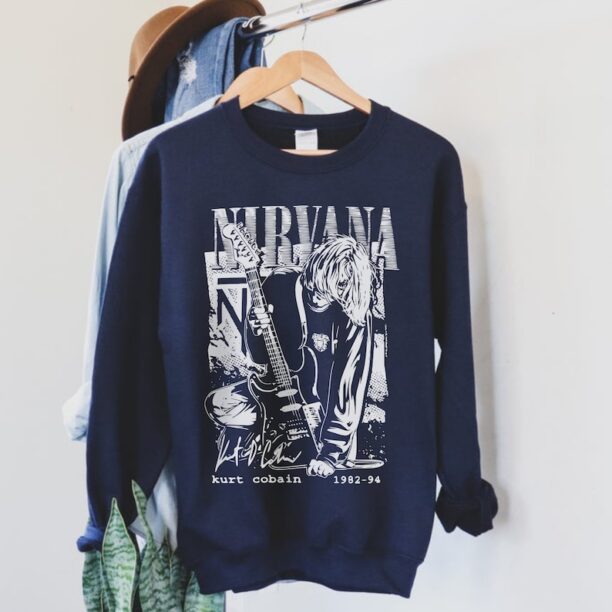 Nirvana Sweatshirt UNISEX Kurt Cobain Poster Shirt 90s Gifts Vintage Band Crewneck Nirvana Tour Hoodie Oversized Music