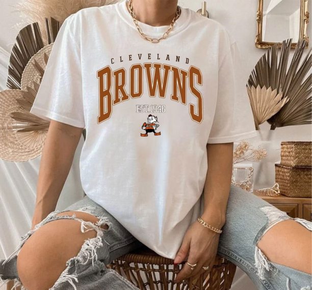 Vintage Cleveland Browns T-shirt, Cleveland Browns T-Shirt, Cleveland Football Crewneck, Browns Fan Gift