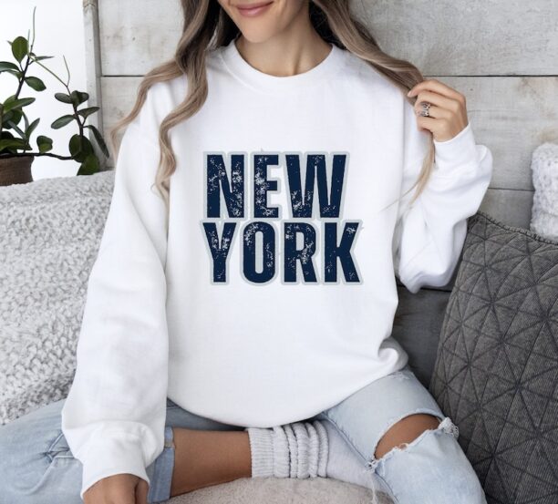 New York Vintage Sweatshirt Yankees Sweatshirt Yankees Baseball Shirt New York Crewneck Unisex Yankees Sweatshirt