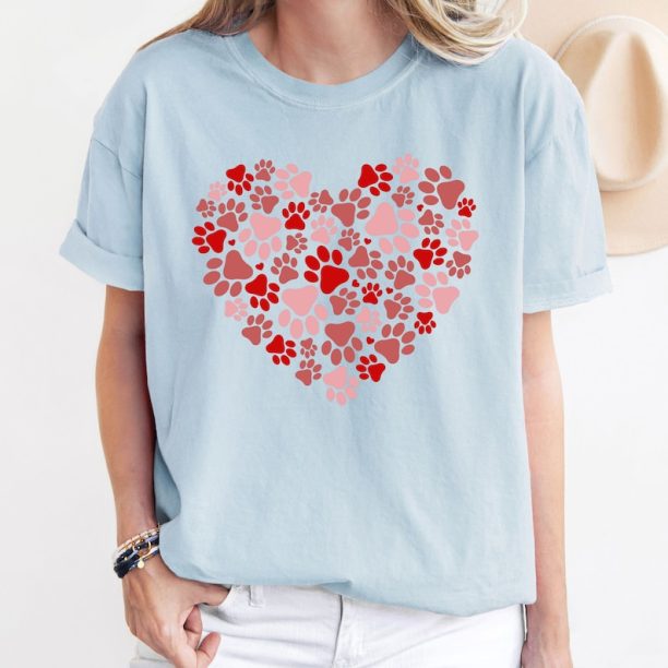 Comfort Colors® Paw Heart Shirt, Retro Paw Shirt, Pet Lover Shirt, Vintage Paw Heart T-Shirt, Animal Lover Shirt