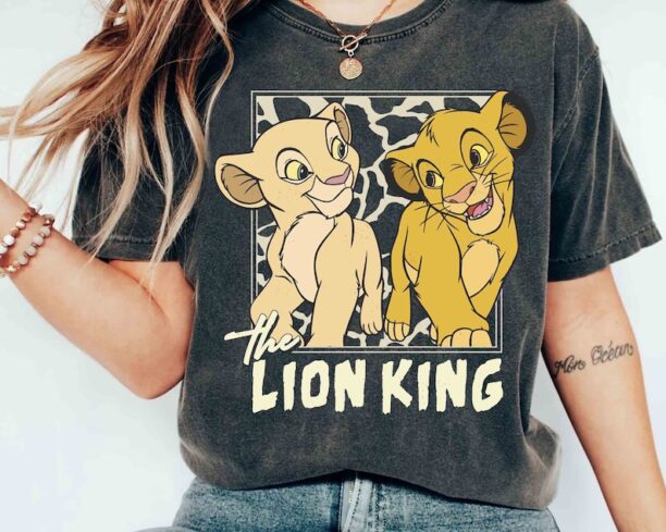 Disney Lion King Simba And Young Nala Hakuna Matata Retro Shirt