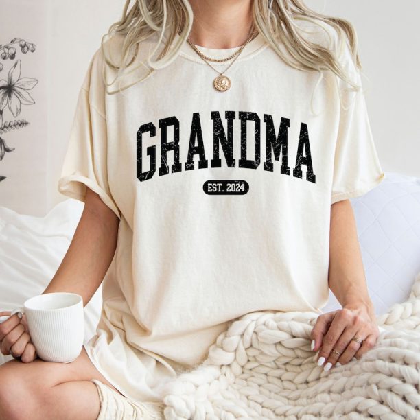 Comfort Colors® Grandma Est. 2024 Shirt, Grandma T-Shirt, Nana Shirt, Gift For Grandma, Gift For Mom