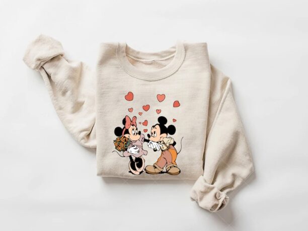 Disney Valentine's Day Shirt,Mickey and Minnie Sweatshirt And Shirt,Kiss Love Shirt,Disney Vacation T-shirt