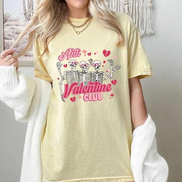 Comfort Colors® Anti Valentine Club T-Shirt, Valentine Shirt, Valentines Day Shirt, Skeleton Valentine Shirt