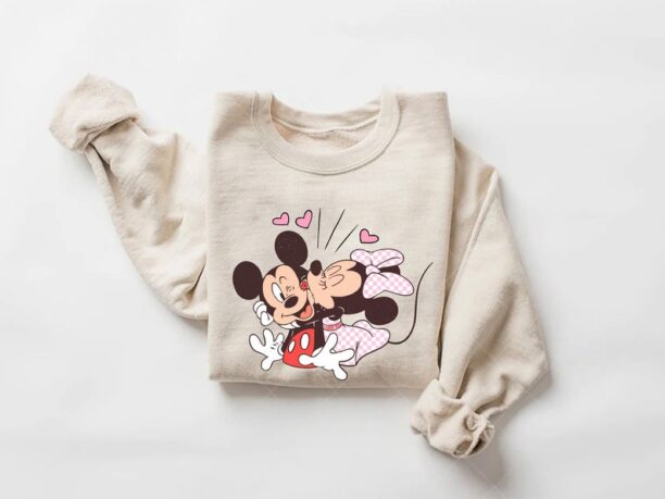 Vintage Mickey and Minnie Sweatshirt,Disney Valentine's Day Shirt,Disney Vacation T-shirt,Disney Couple Tee