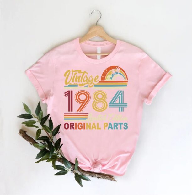 Retro 40th Birthday Tee, Born in 1984, Vintage 1984 Tshirt, 40th Birthday Gift Women, 40 Years Birthday Shirt