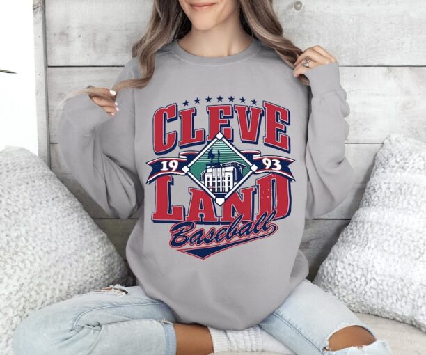 Cleveland Baseball Vintage Unisex Sweatshirt, Retro Preppy Crewneck, Hoodie, Aesthetic Gift Her, Cute Women Crew