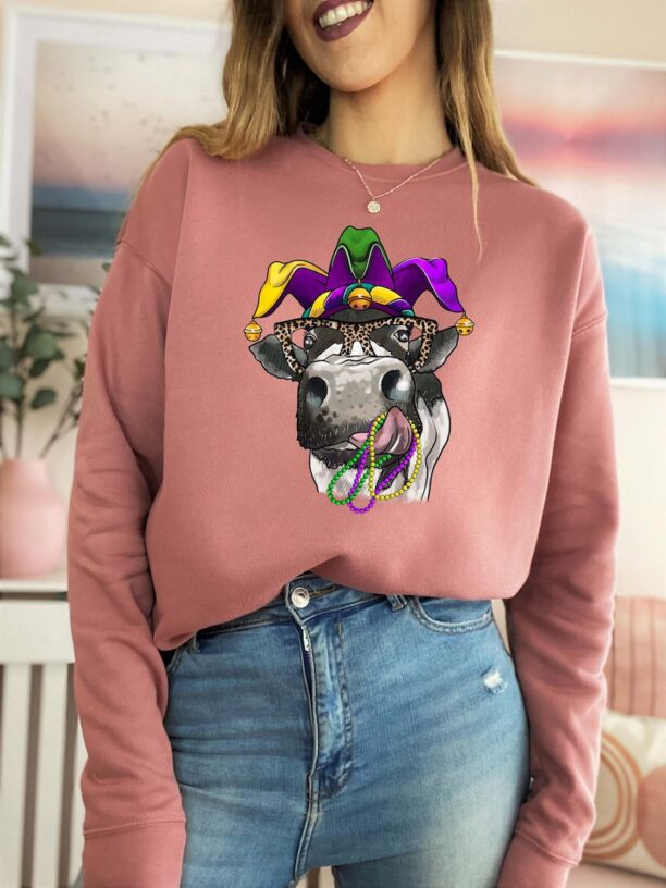 Mardi Gras Cow Sweatshirt, Highland Cow Mardi Gras Shirt, Cow Mardi Sweatshirt, Cute Cow Shirt