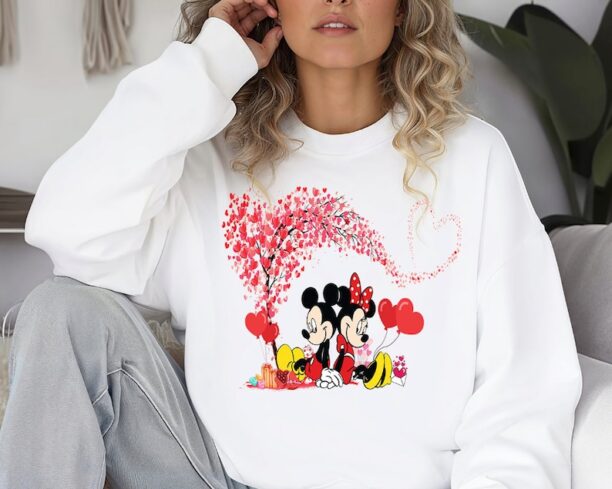 Minnie and Mickey Shirts and Sweatshirts, Valentines Day Gift, Couples Matching Shirt, Disneyland Trip Shirt