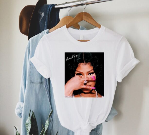 Nicki Minaj Shirt, Nicki Minaj Tour TShirt, Nicki Minaj Merch, Nicki Minaj Fan, Nicki Minaj Shirt