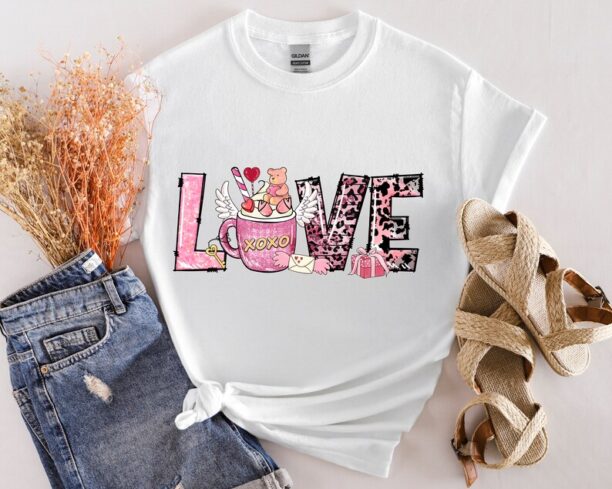 Love Heart Valentine Sweatshirt, Womens Valentines Day Sweatshirt, Cute Valentines Day Sweatshirt, Love Sweatshirt