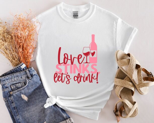 Love Stinks Lets Drink Tee, Funny T-shirt, Anti-valentine's Day T-Shirt, Valentines Day Gift