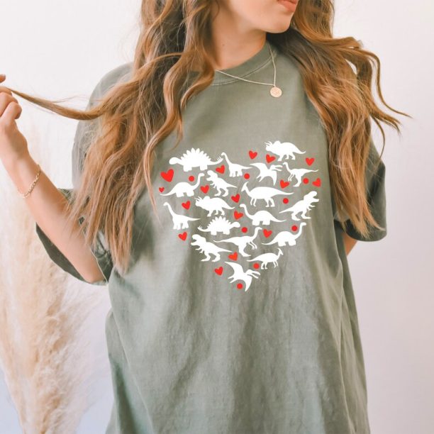 Comfort Colors® Dinosaur Heart Shirt, Love Heart T-Shirt, Valentine Dinosaur Shirt, Valentines Shirt