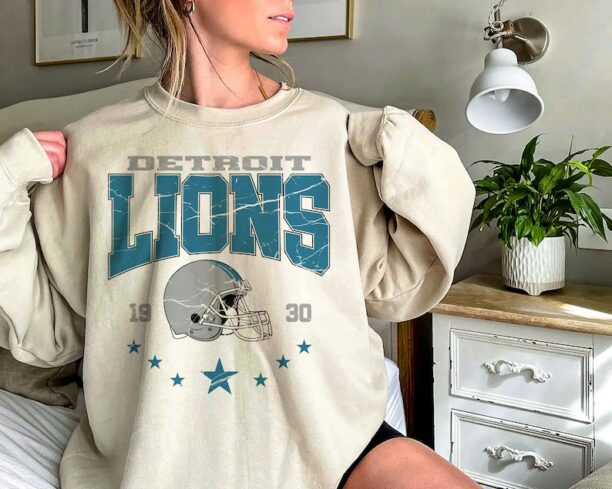 Detroit Football Sweatshirt/ Vintage Detroit Football Crewneck/ Detroit Football Hoodie/ Lions Football Fan Detroit