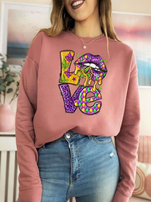 Mardi Lips Sweatshirt,Mardi Gras Sweatshirt,Lips Fleur De Lis Shirt,Fat Tuesday Sweatshirt, Flower de luce Sweatshirt