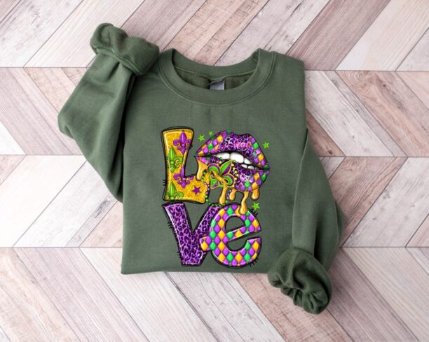 Mardi Lips Sweatshirt,Mardi Gras Sweatshirt,Lips Fleur De Lis Shirt,Fat Tuesday Sweatshirt, Flower de luce Sweatshirt