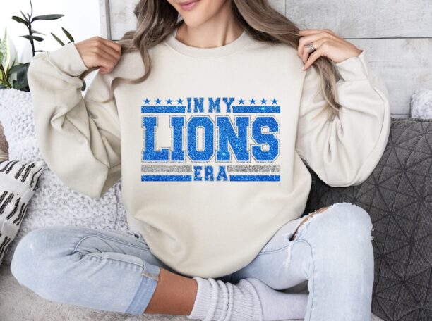 Detroit Football Sweatshirt Lions Football Crewneck Retro Style Lions Shirt Gift for Lions Football Fan Detroit Lions