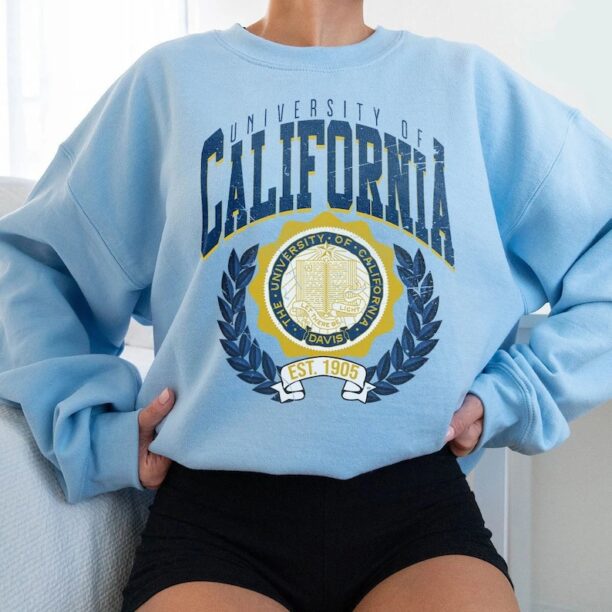 University of California–Davis 1905 Shirt, Vintage Davis University Shirt, College Shirt, University Vintage Shirt