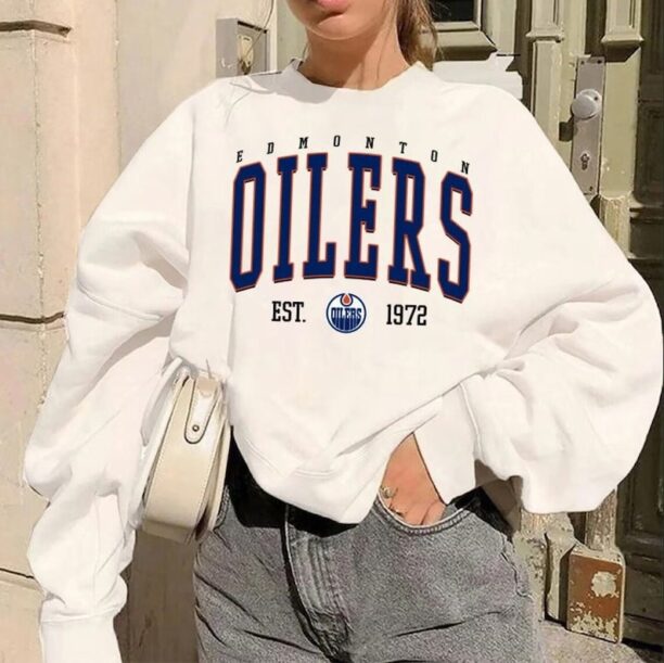 Hockey Fan Gifts; Vintage Style Edmonton Sweatshirt, College Sweatshirt, Edmonton Crewneck, Hockey Sweatshirt