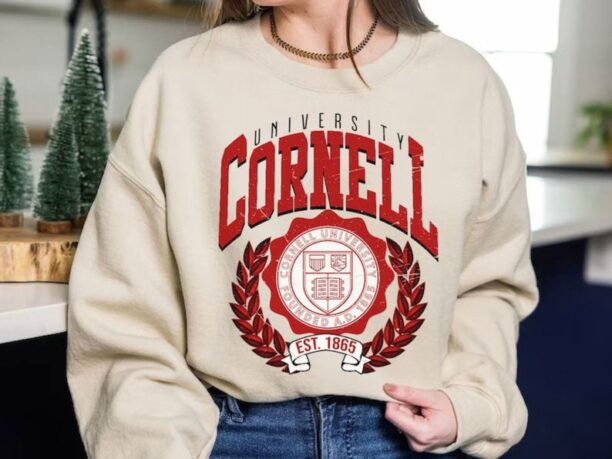 Cornell University Vintage style Sweatshirt, Cornell University Shirt, Cornell College Shirt, Cornell University Shirt