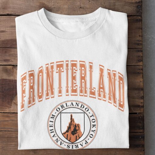 Frontierland College StyleT-Shirt