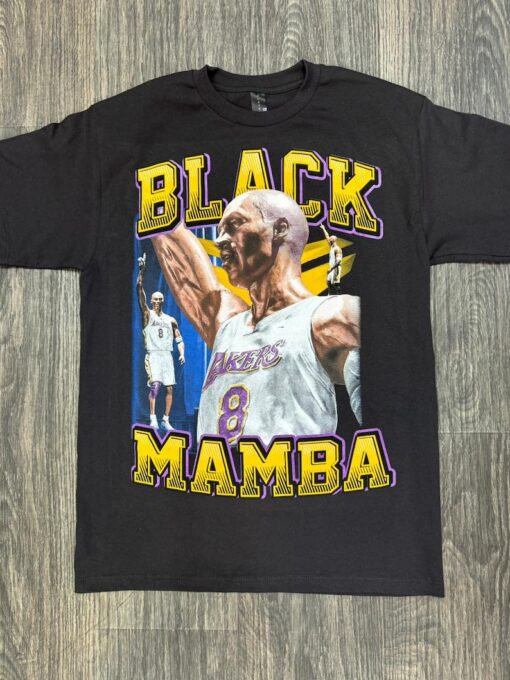 Kobe Bryant 81 pt game statue Black Mamba graphic T-shirt S-XXL