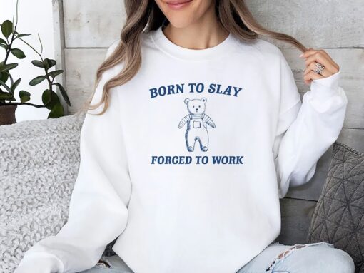 Born To slay Forced to work Unisex Heavy Blend™ Crewneck SweatshirtRis