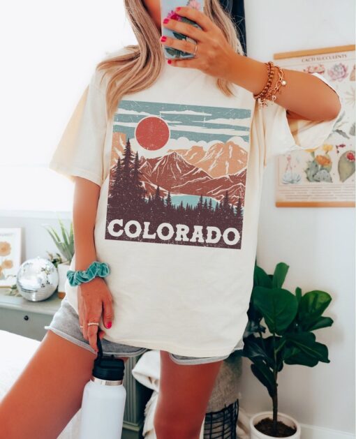 Colorado Tee, Colorado Graphic Tee, Rocky Mountains, Colorado