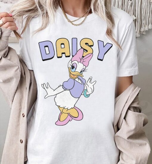 Disney Mickey And Friends Daisy Duck Simple Portrait T-Shirt