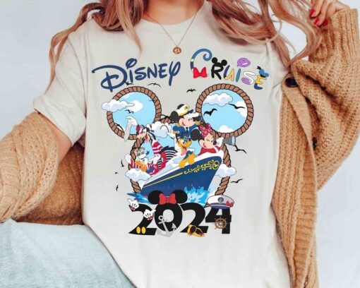 Cute Disney Cruise Line Mickey and Friends T-shirt