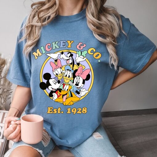 Vintage Disney World T-Shirt - Mickey Friends 1928 Design - Comfort