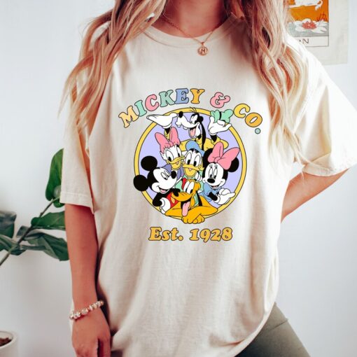 Vintage Disney World T-Shirt - Mickey Friends 1928 Design - Comfort