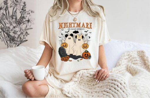 Comfort Colors Vintage Mickey Minnie Halloween Shirt