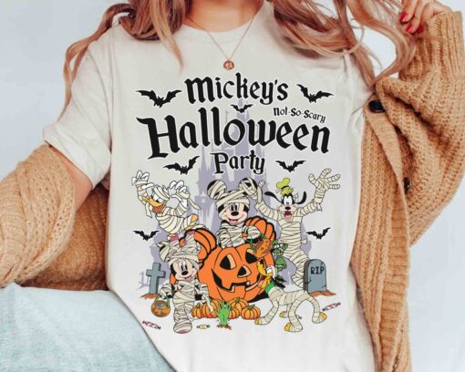 Vintage Mickey & Friends Mummy Pumpkin Halloween T-Shirt