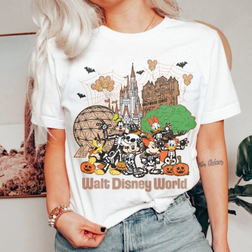 Vintage Walt Disney World Halloween shirt