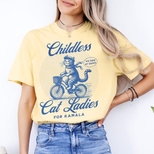 Childless Cat Lady For Kamala Harris 2024 Shirt Kamala Coconut Tree