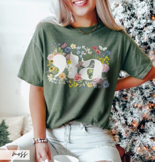 Comfort Colors Botanical Comma La Shirt